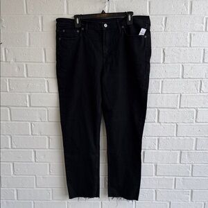 NWT GAP Women's Midnight Black Slim Mid Rise Jeans Size 33/16R 5 Pocket, Raw Hem